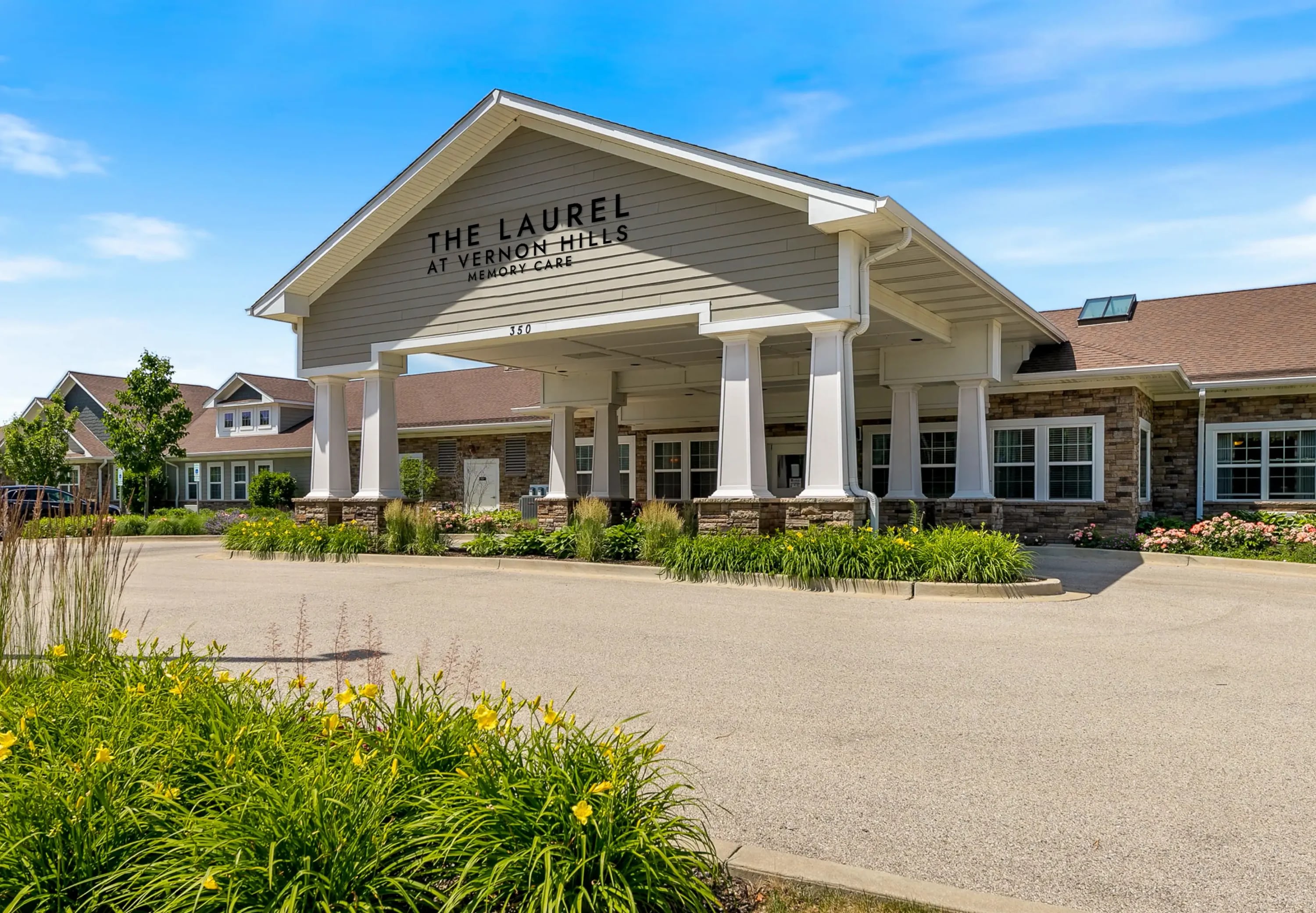 A Heartfelt Family Story: Their Experience at The Laurel for Mom’s Memory Care