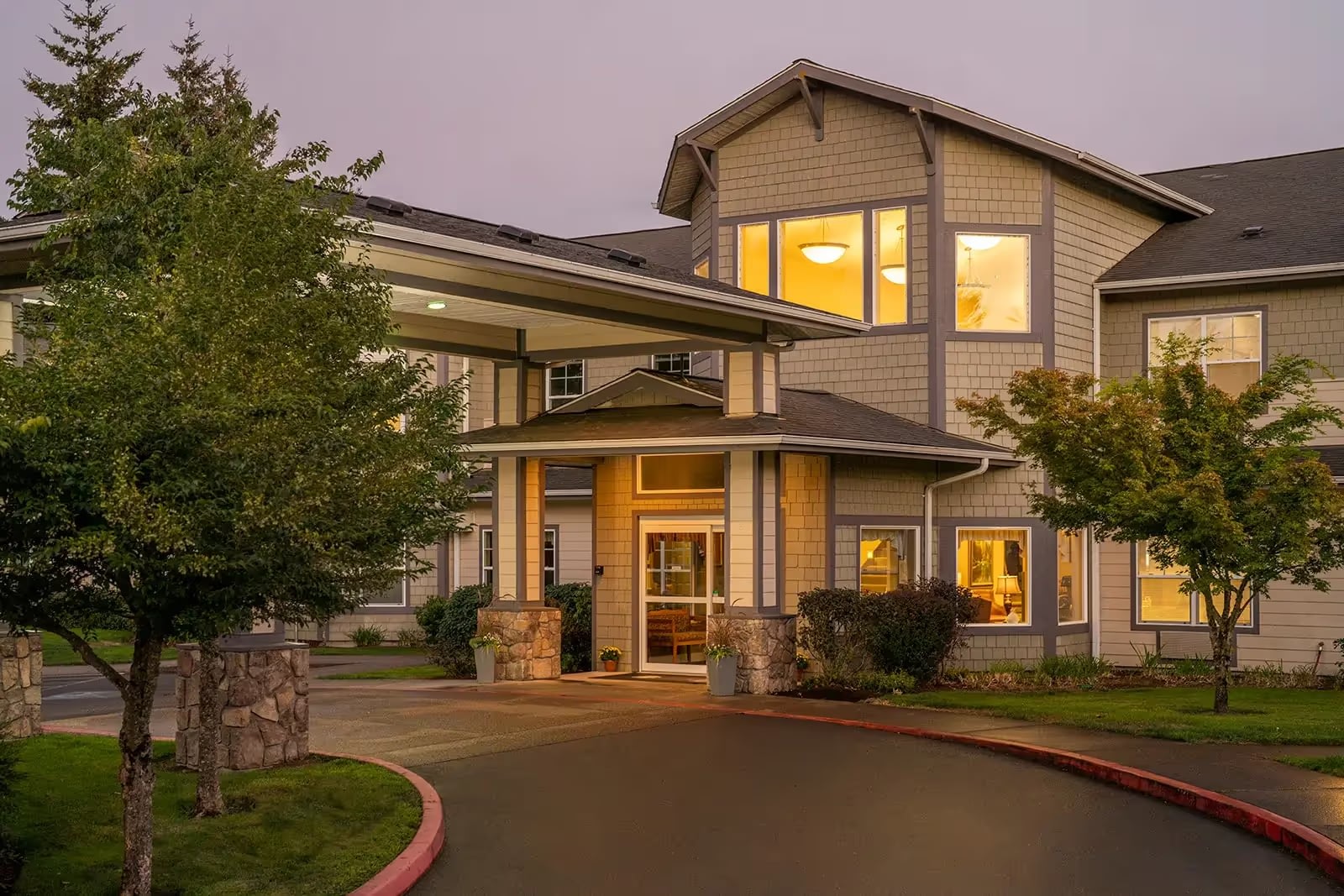 Middlefield Oaks | Assisted Living & Memory Care Cottage Grove