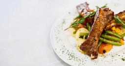 Grilled lamb chops with vegetables and rosemary
